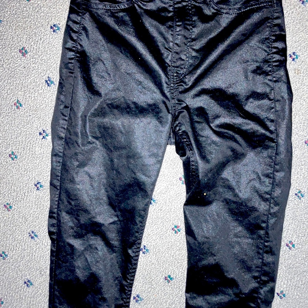 Brand new never worn H AND M jeans